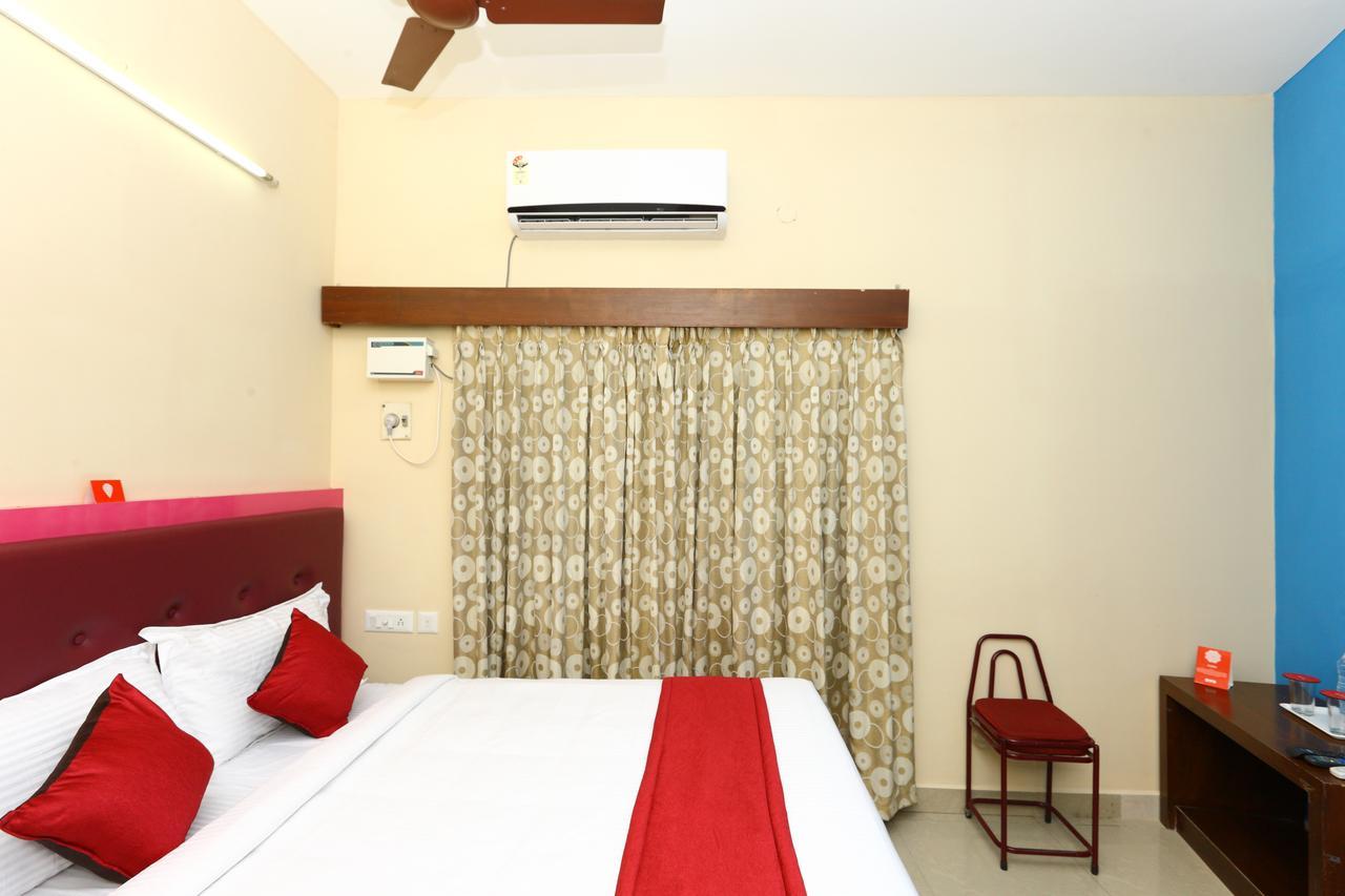 Oyo 8410 Rajeswari Tower Chennai Exterior foto