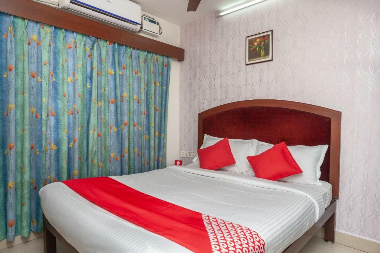 Oyo 8410 Rajeswari Tower Chennai Exterior foto